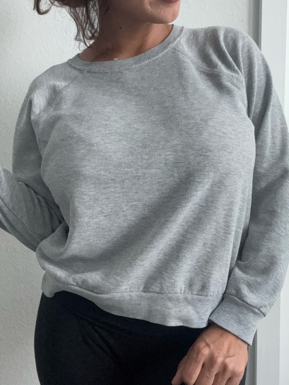 Gap Xs Classic Light Gray Crewneck Sweatshirt
